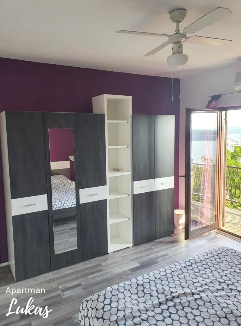 Apartmani Mazzarolli Jadranovo Phòng bức ảnh